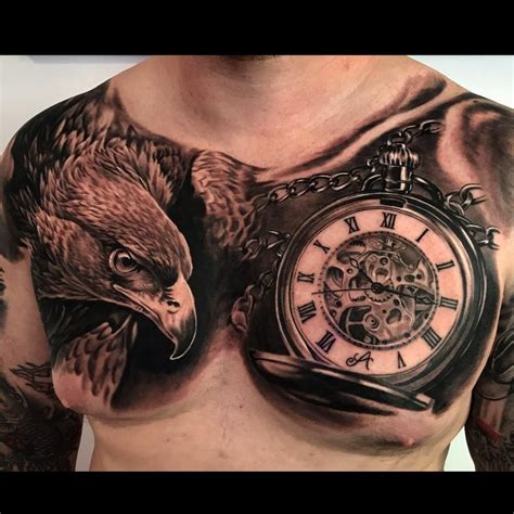 diseos tatuajes en el pecho para hombres|Tatuajes de hombre en el pecho